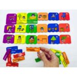 Jogo Cadê o Gatinho? da Materiais para Brincar, com um quebra-cabeça de MDF mostrando um gatinho dentro de uma caixa e a frase "o gatinho está dentro da caixa".